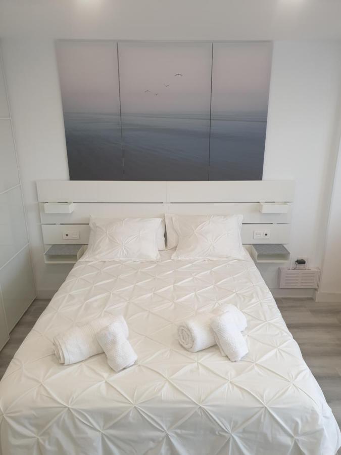 Estudio Amalfi Torre Del Mar Luaran gambar