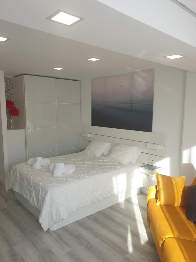 Estudio Amalfi Torre Del Mar Luaran gambar