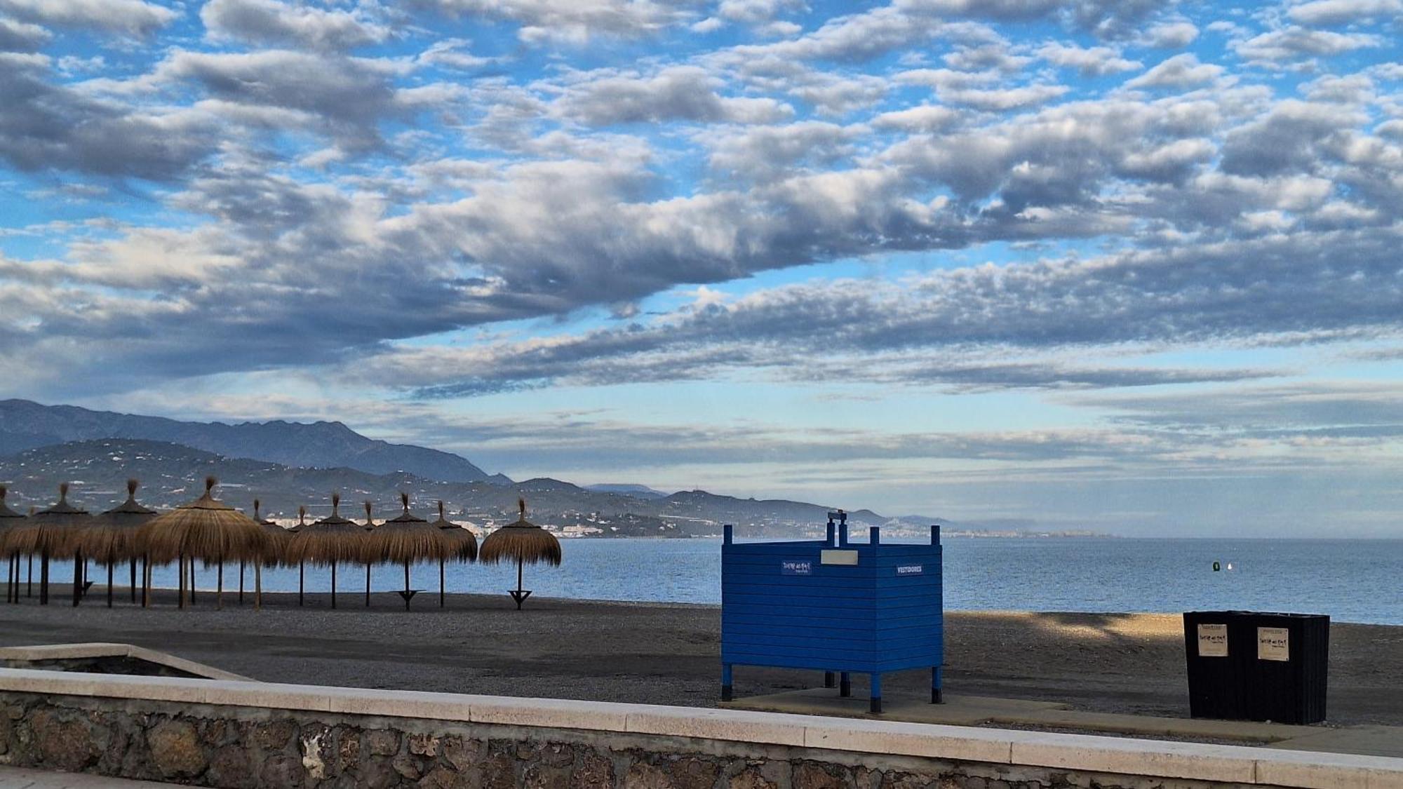 Estudio Amalfi Torre Del Mar Luaran gambar